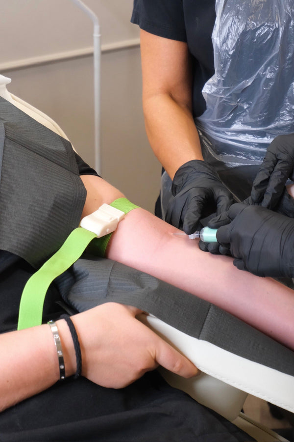 Intravenous Therapy (IV) & Platelet Rich Plasma (PRP) Including Phlebotomy Course - Kit RJL Education
